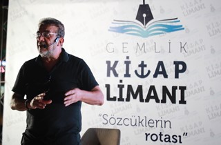 Gemlik Kitap Limanı kapılarını kitapseverlere açtı